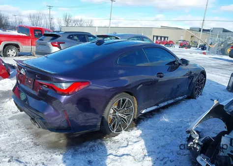 2022 BMW M4 Competition xDrive z USA, uszkodzony, nr VIN WBS43AZ02NCK48394